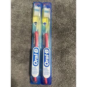 VTG Oral-B Indicator Soft Bristle Toothbrush Blue & Clear from 2002 NOS, Dentist